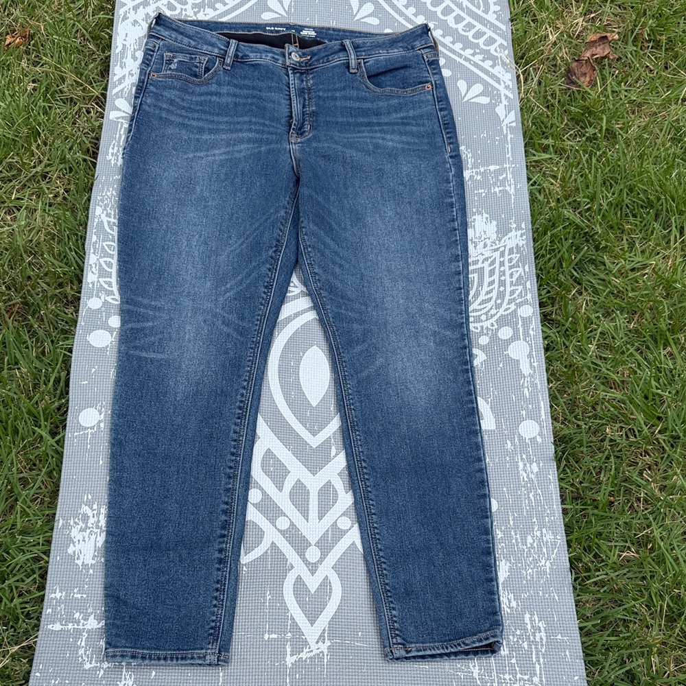 Old Navy Women's Dark Blue Skinny Jeans